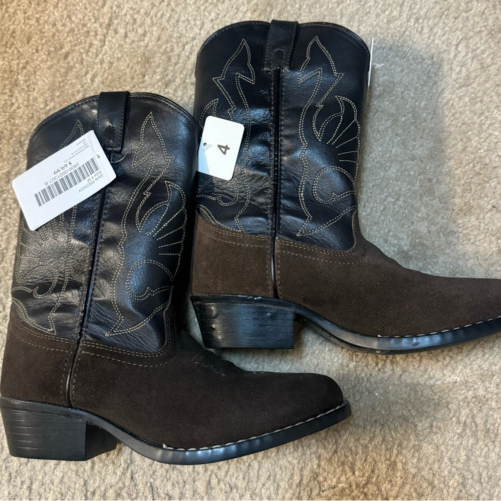 Brand new  size 4 boots